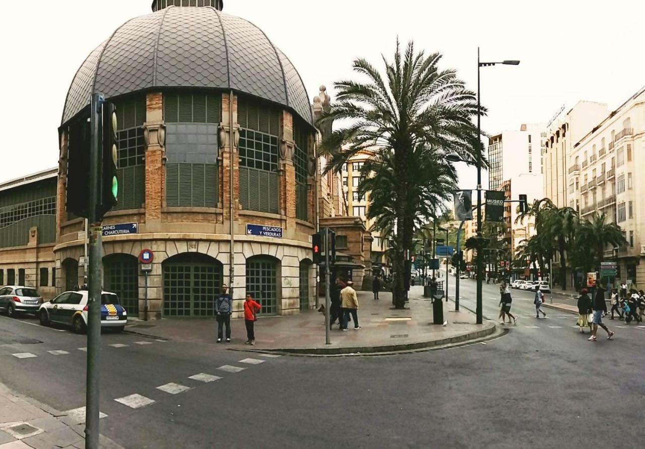 Poeta Campos Vasallo 19 Alicante Exterior foto